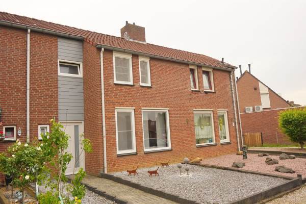 Woning Burgemeester Kellenersstraat 11 Stevensweert