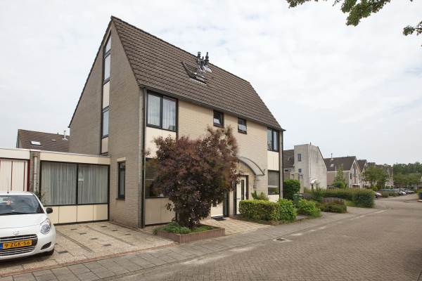 Woning Brandenborchstraat 6 Almere