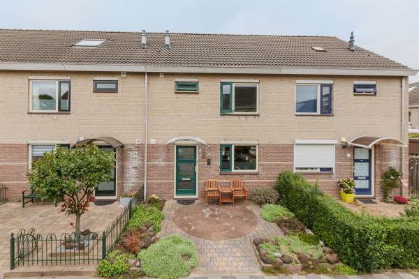 Woning Gele Helmbloem 4 Velserbroek