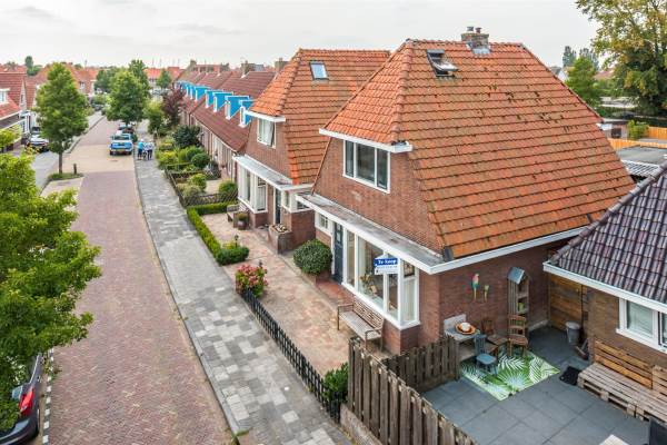 Woning Jan Bogtstrastraat 2 Franeker