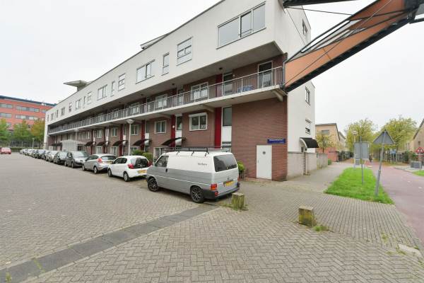 Woning Henegouwenstraat 82 Amsterdam