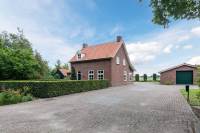 Woning Groenewoudsedijk 4 Oost West en Middelbeers