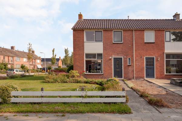 Woning Langelaan 77 Surhuisterveen