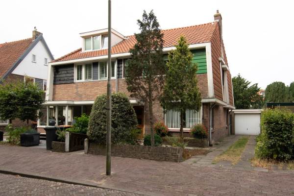 Woning Leeuweriklaan 43 IJmuiden
