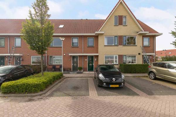 Woning Saffierlaan 106 Rhoon