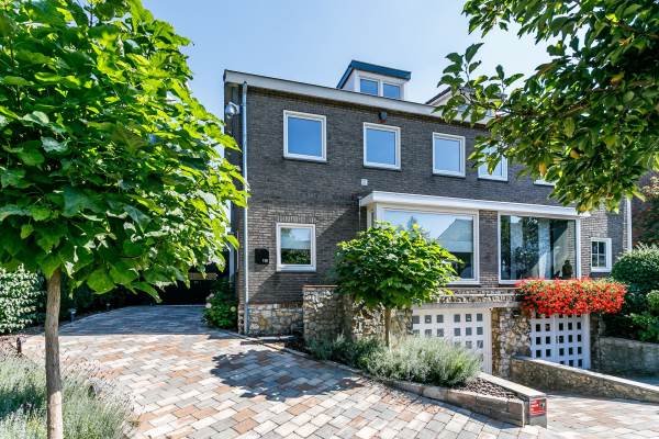 Woning Amstenraderweg 116 Hoensbroek