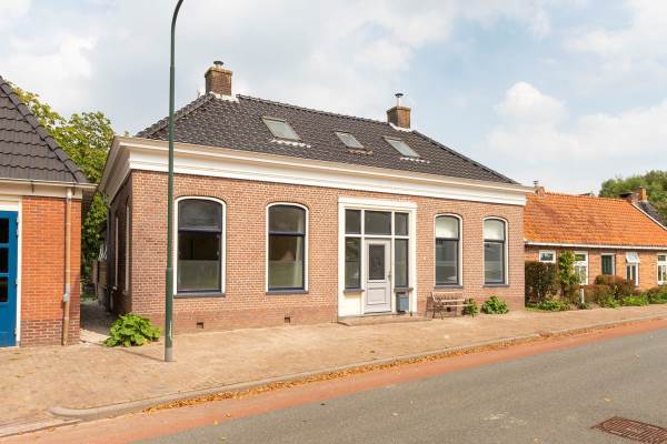 Woning Hoofdstraat 8 Mensingeweer