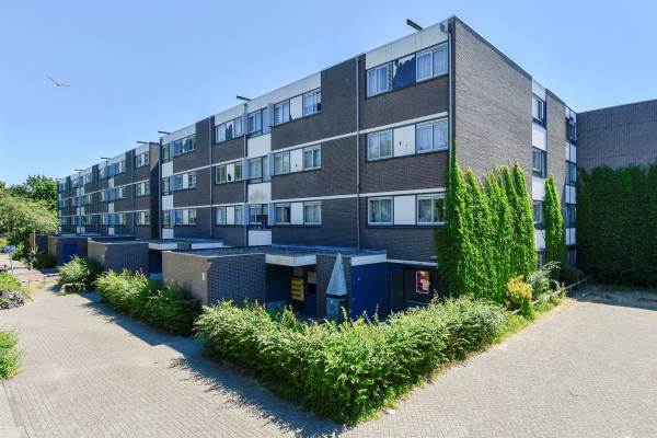 Woning Montfoorthof 157 Amsterdam