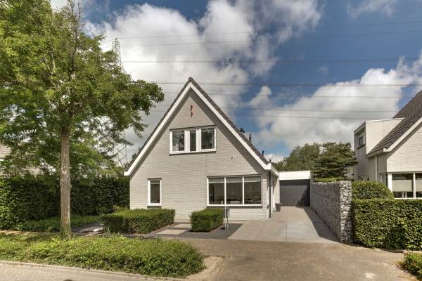 Woning Simon Vestdijkstraat 41 Raamsdonksveer