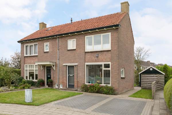 Woning Nieuwe Leeuwarderweg 17 Wergea - Oozo.nl