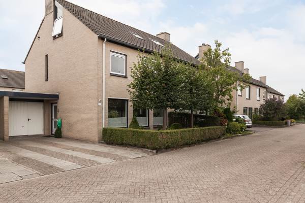 Woning IJsvogelvlinder 12 Zwolle