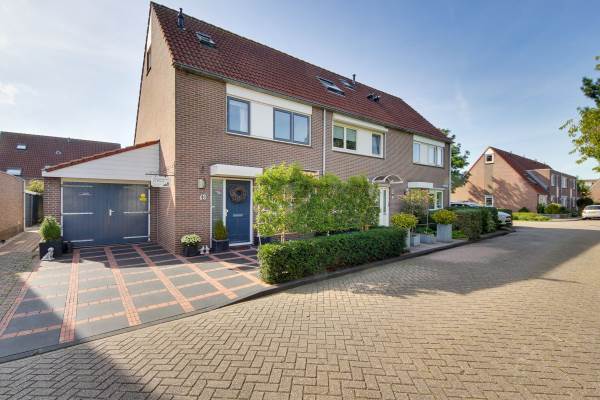 Woning De Grote Weid 68 Uitgeest