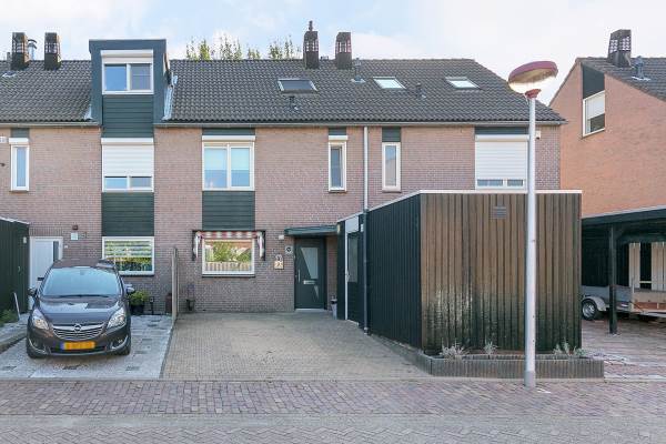 Woning Silverkamp 70 Hendrik-Ido-Ambacht