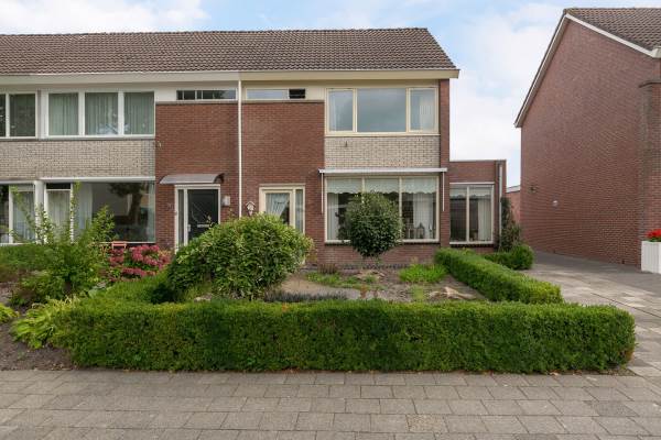 Woning Zwitserlaan 39 Surhuisterveen