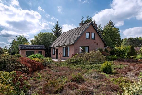 Woning Eerbeekseweg 102 Loenen