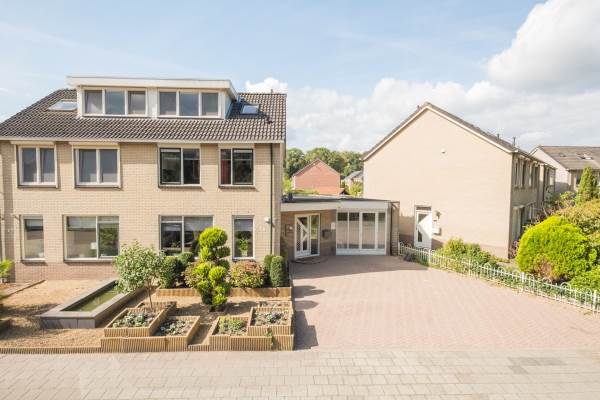 Woning De Jachtvalk 136 Almelo