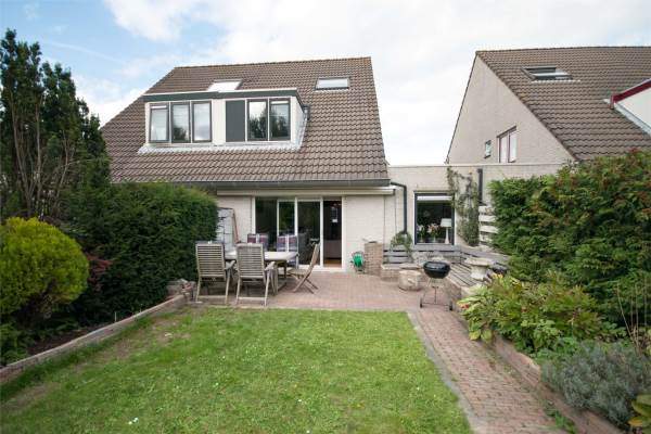 Woning Erik Satiestraat 5 Almere