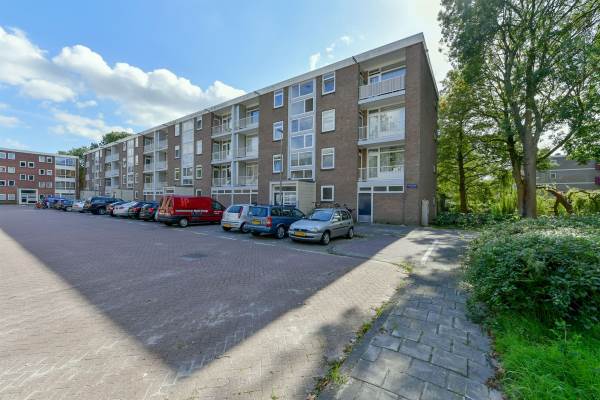 Woning Asingaborg 151 Amsterdam