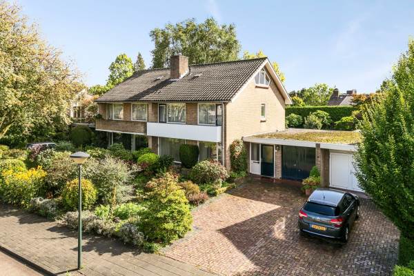 Woning Rozelaar 8 Geldrop