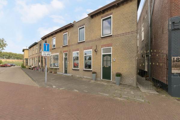 Woning Burg. De Jonghkade 17 Maassluis