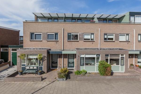 Woning Burgemeester Rambonnetlaan 5 IJmuiden