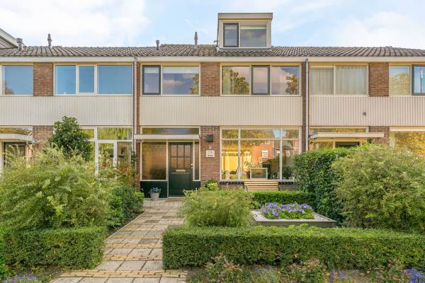 Woning Beatrixsingel 13 Hendrik-Ido-Ambacht