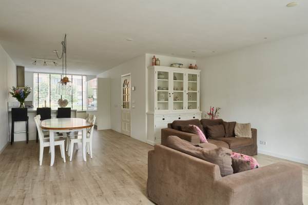 Woning Rozenlaan 10 Vlaardingen