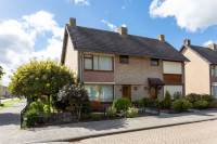 Woning Varenstraat 11 Raamsdonksveer