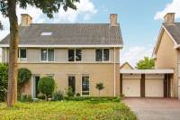 Woning Emilie Knappertstraat 15 Rijen