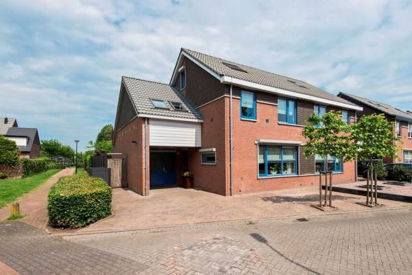 Woning Weerdenborch 12 Waardenburg