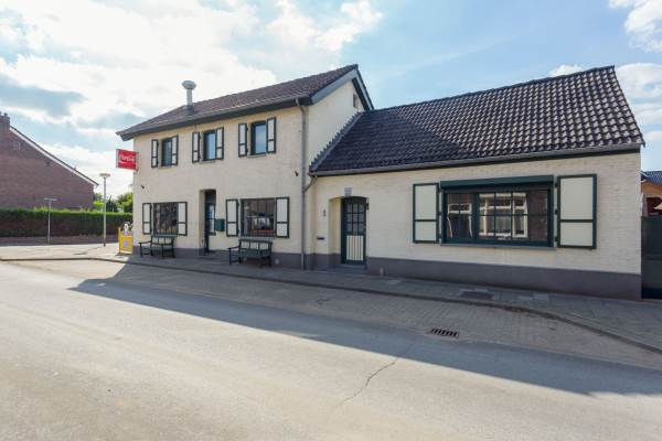 Woning Julianastraat 1 Urmond