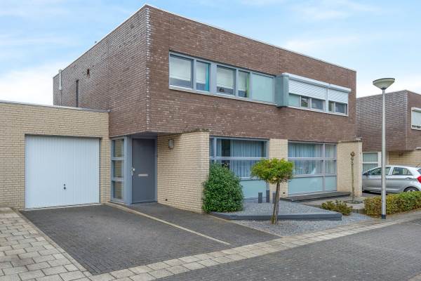 Woning Prins Constantijnhof 3 Hoensbroek