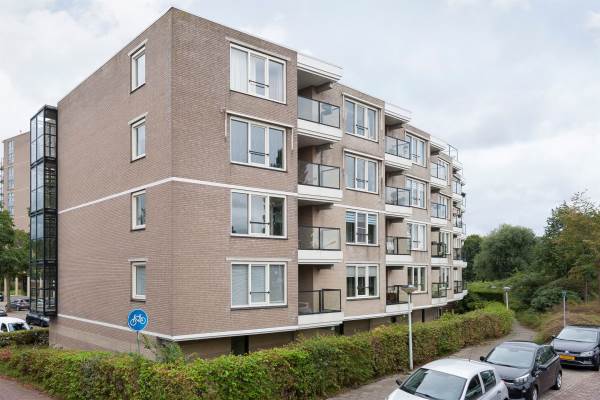 Woning Louis Armstronglaan 33 Leiden