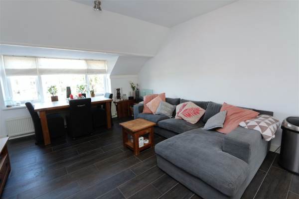 Woning van Weedestraat 245 Soest