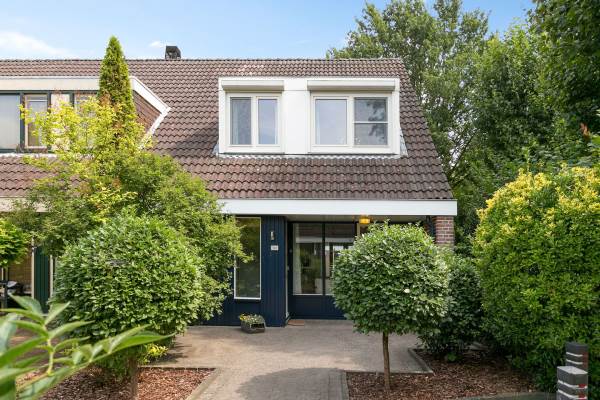Woning Kasteel Hillenraedtstraat 142 Roermond