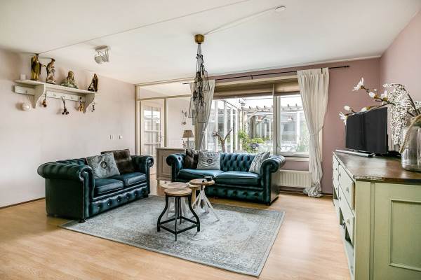 Woning Platte Drogedijk 12 Hoogvliet Rotterdam