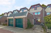Woning Esdoornhof 155 Kampen