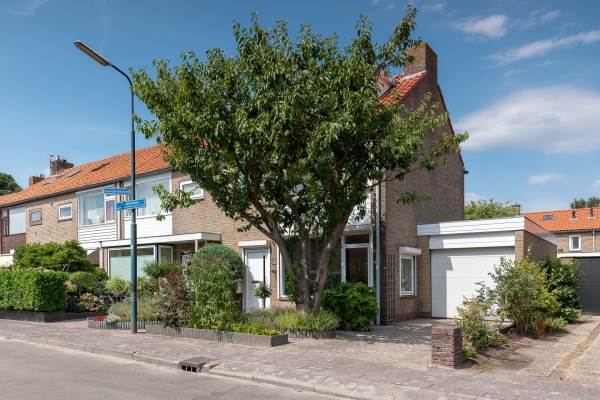 Woning van Mijndenlaan 23 Loosdrecht
