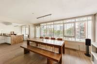 Woning Venetiëhof 13 Amsterdam