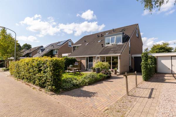 Woning de Hunenborg 5 Roden