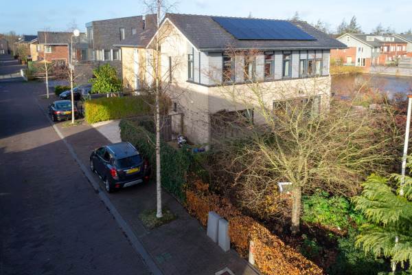 Woning Saint Helenabaai 36 Purmerend