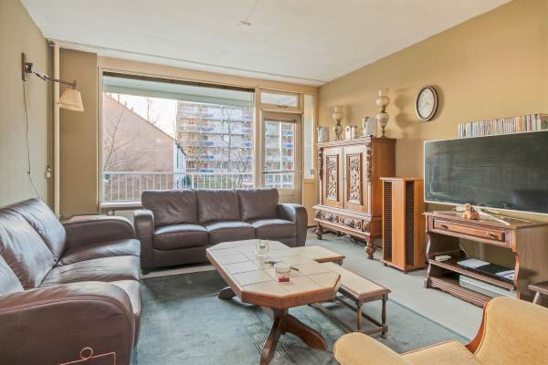 Woning Burgemeester A. van Walsumlaan 283 Vlaardingen