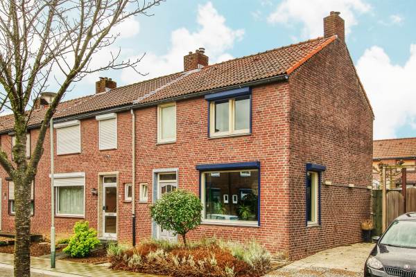 Woning Beatrixstraat 12 Puth