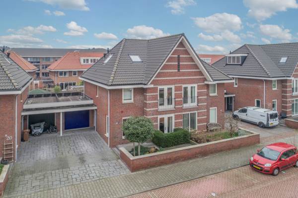 Woning Aan de Kromme Sloot 18 Uitgeest