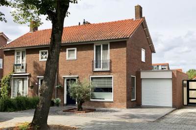 Woning Oranjestraat 136 Ridderkerk