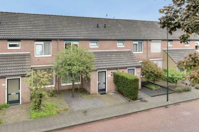 Woning Schoutenlaan 57 Geertruidenberg