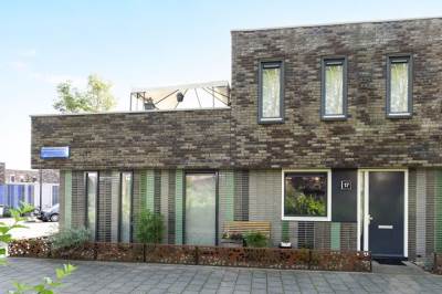 Woning Kerstomaatplantsoen 17 Amsterdam