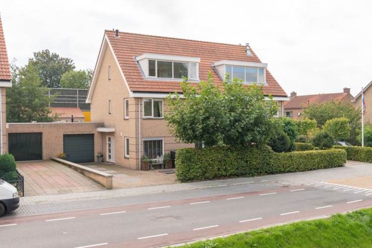 Woning Kerklaan 4 Leimuiden
