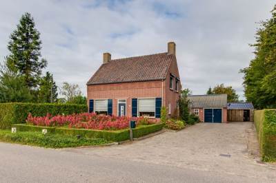 Woning Prof. H. van der Hoevenstraat 11 Klein Zundert