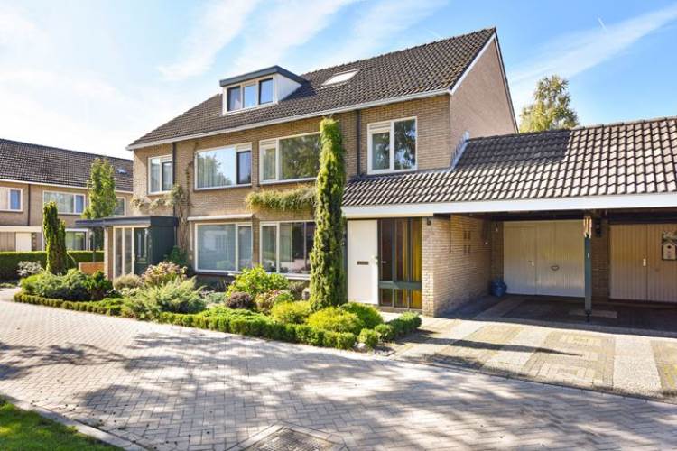 Woning Sparrenplein 11 Raalte